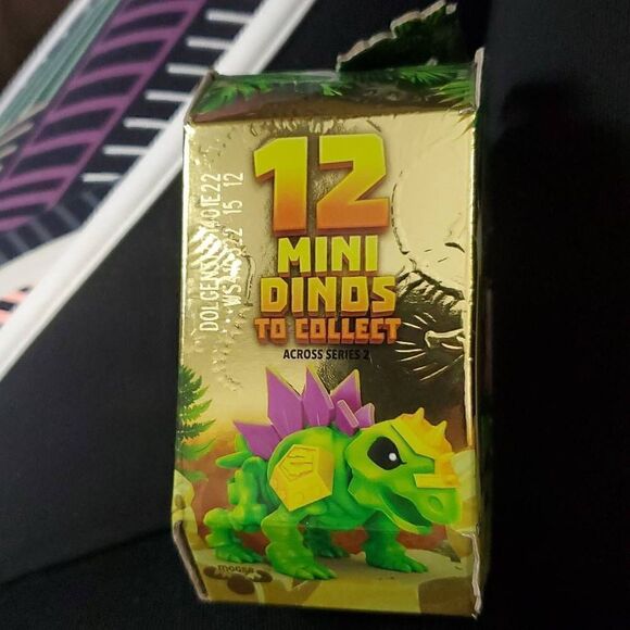 NEW TREASURE DINO GOLD - Picture 4 of 4